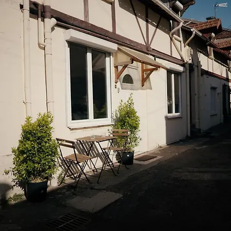 The Good Luc : A 150 M De La Place De Parking Holiday home Luc-sur-Mer